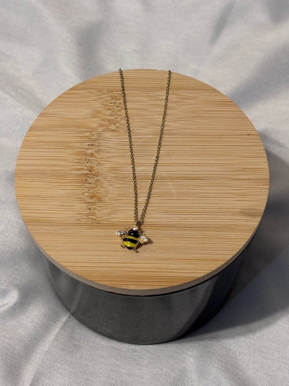 Banana Republic Bee Pendant Necklace Gold Tone Yellow Black Enamel Rhinestone